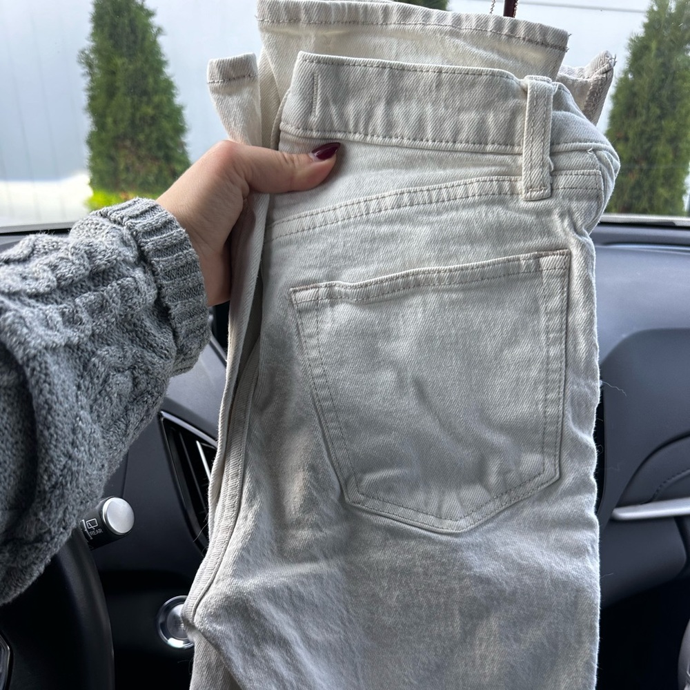 WOMENS ABERCROMBIE JEANS